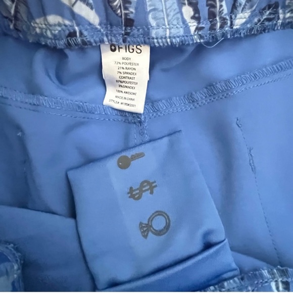 Blue figs technical collection like new pants - Picture 5 of 7